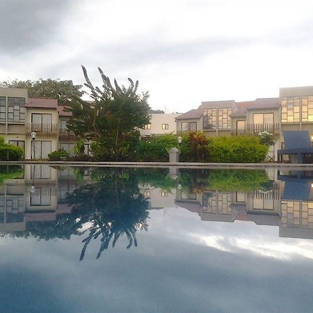Luwansa Beach Resort Labuan Bajo Ngoại thất bức ảnh