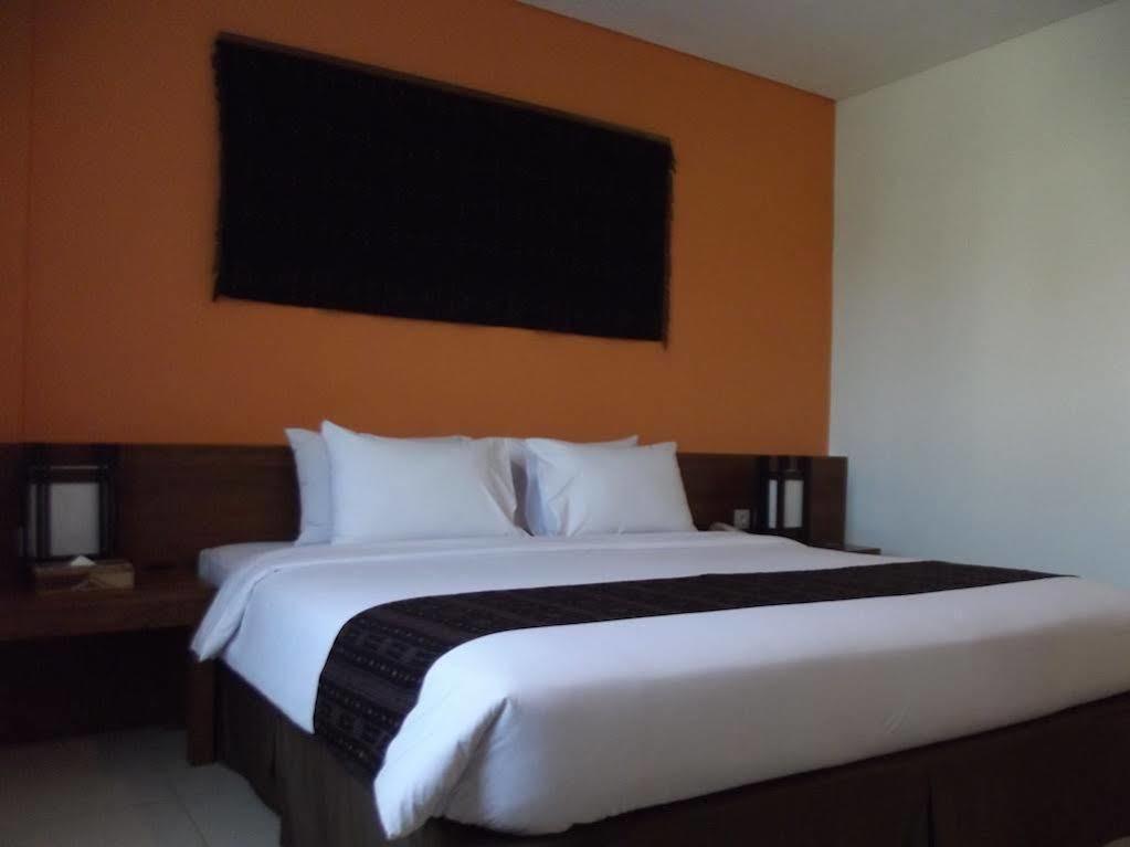 Luwansa Beach Resort Labuan Bajo Ngoại thất bức ảnh