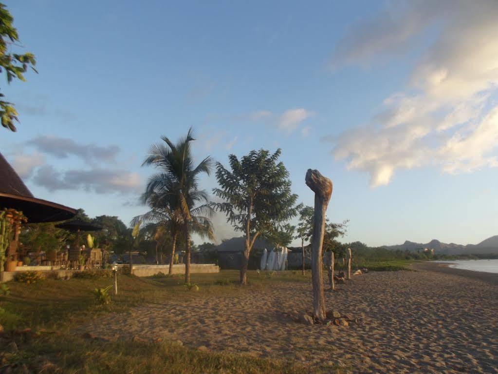 Luwansa Beach Resort Labuan Bajo Ngoại thất bức ảnh